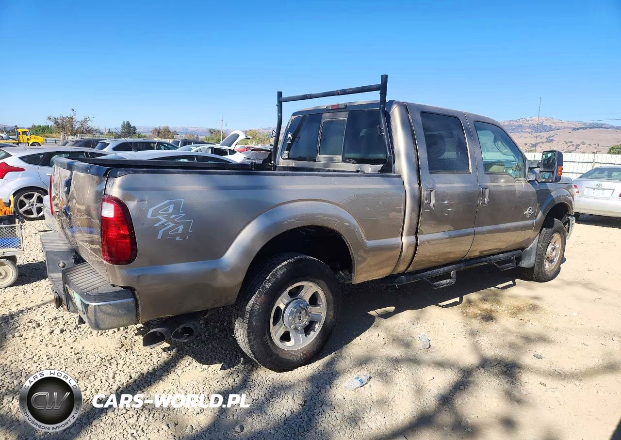 2011 Ford F250 Super Duty VIN:1FT7W2BT5BEB53477 - 3
