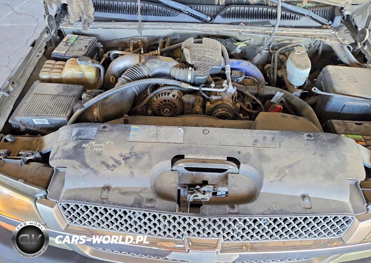 2003 Chevrolet Silverado K2500 Heavy Duty VIN:1GCHK29103E210464 - 11