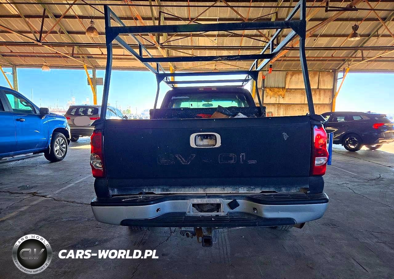 2003 Chevrolet Silverado K2500 Heavy Duty VIN:1GCHK29103E210464 - 6