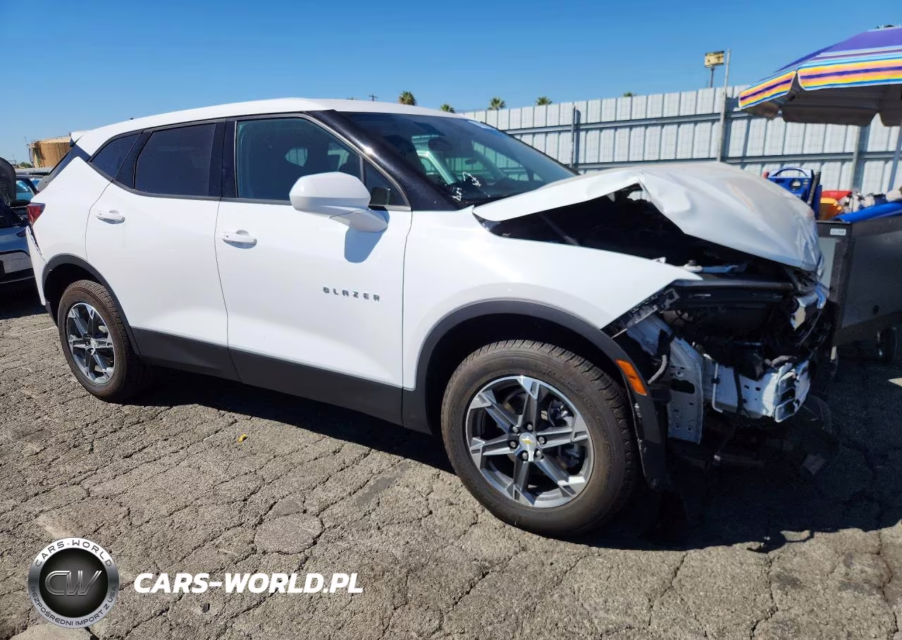 2025 Chevrolet Blazer 2Lt VIN:3GNKBHR44SS128462 - 4