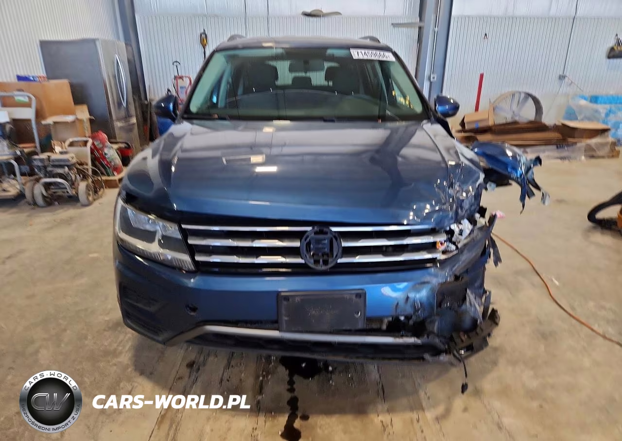 2018 Volkswagen Tiguan S VIN:3VV0B7AX1JM105838 - 5
