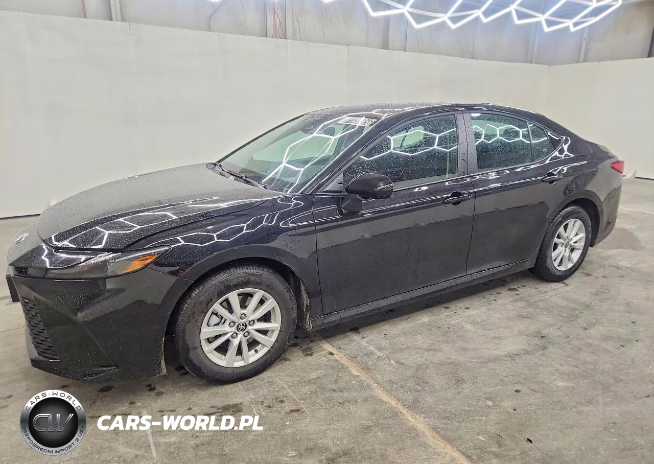 2026 Toyota Camry Le – zdjęcie 1 z 12