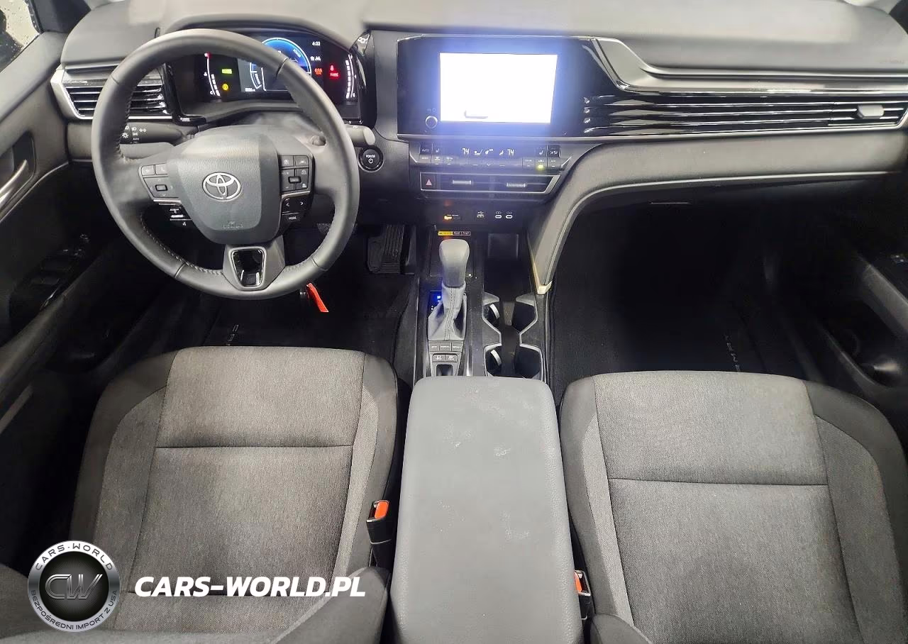 2026 Toyota Camry Le VIN:4T1DBADK4TU058778 - 8