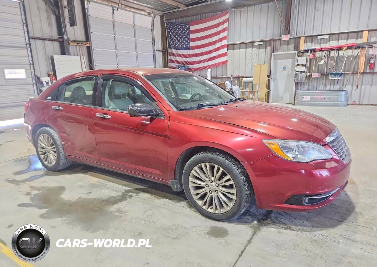 2013 Chrysler 200 Limited VIN:1C3CCBCG2DN505799 - 4