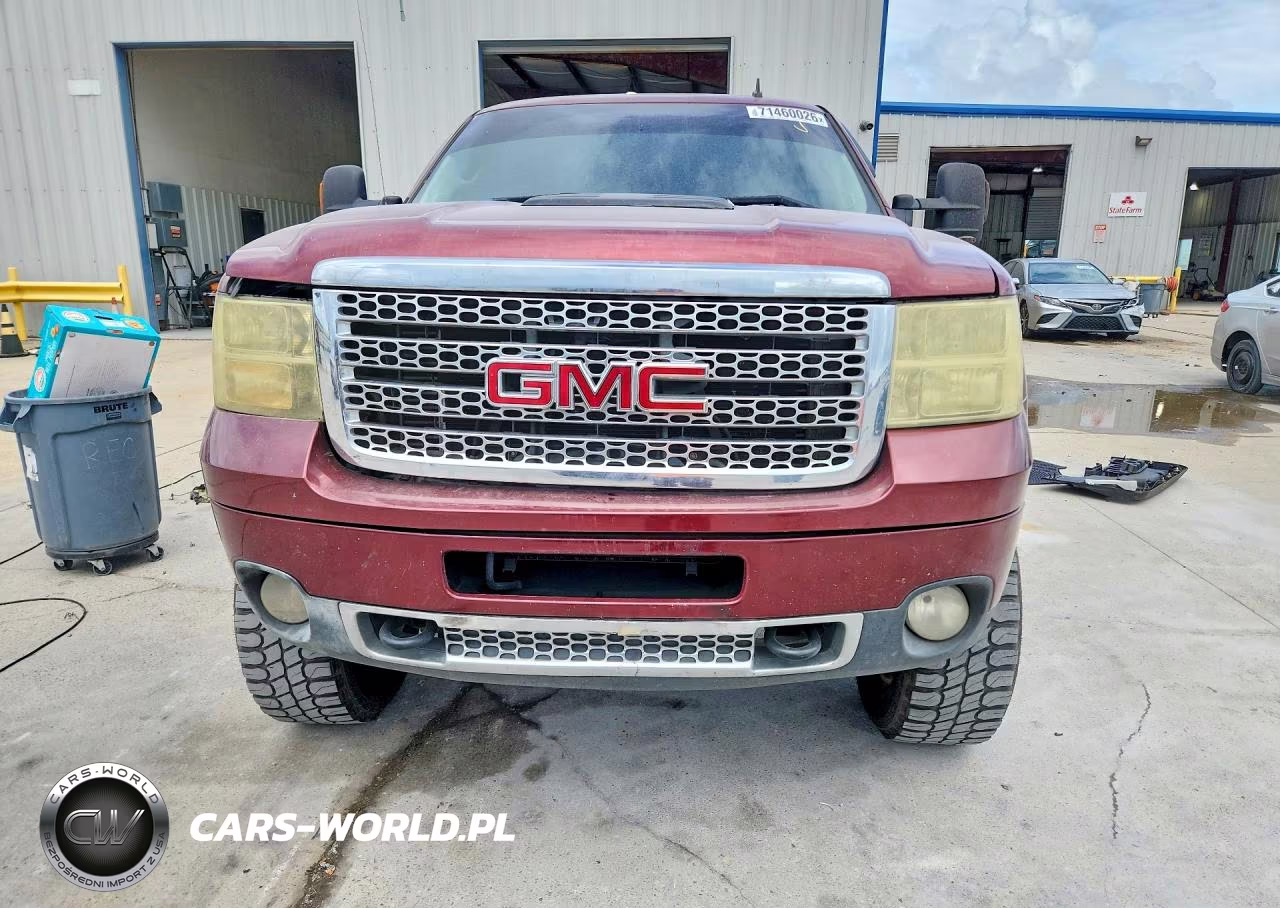 2014 GMC Sierra K2500 Denali VIN:1GT125E81EF176988 - 5