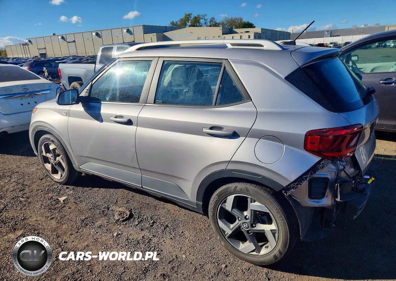 2023 Hyundai Venue Sel VIN:KMHRC8A38PU250641 - 2