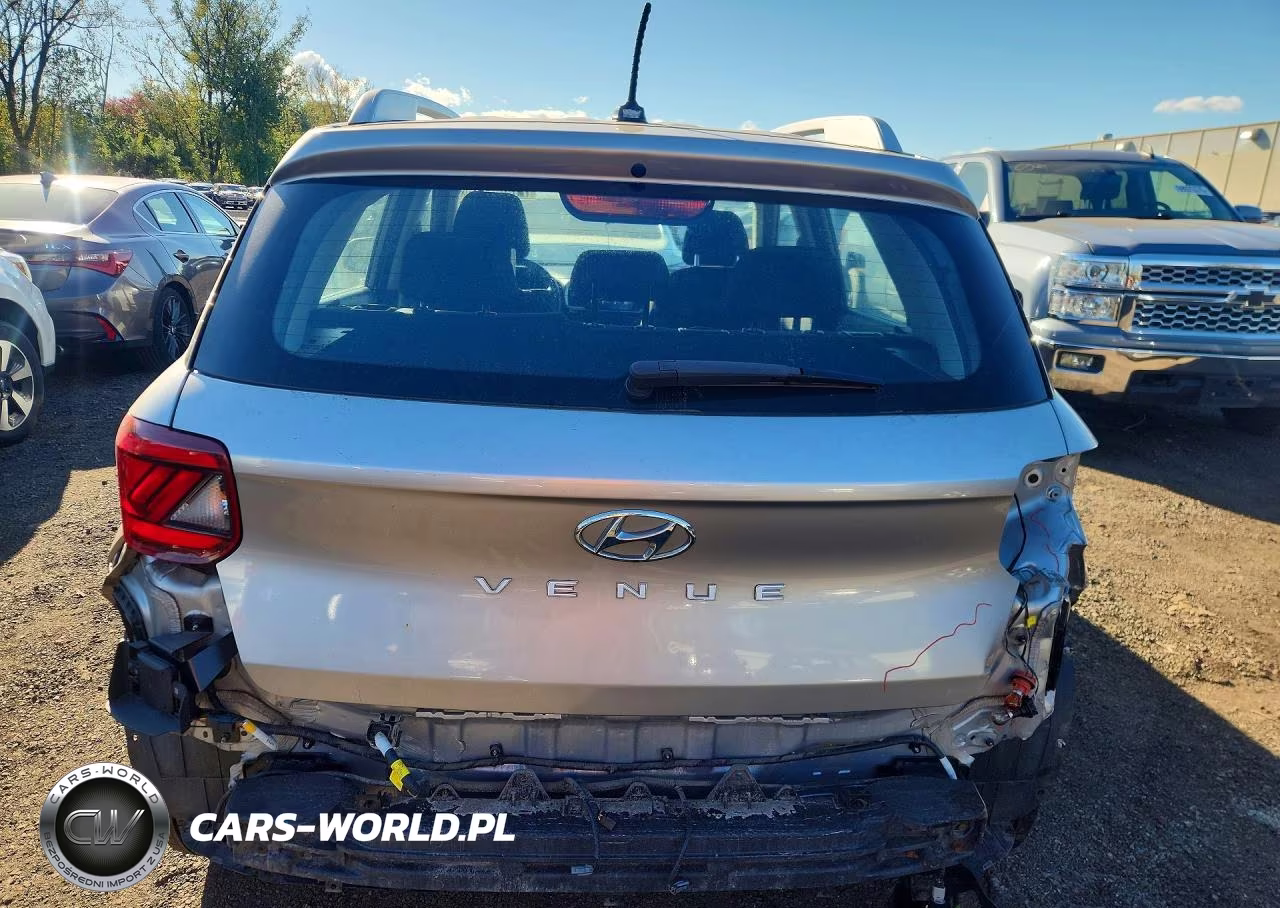 2023 Hyundai Venue Sel VIN:KMHRC8A38PU250641 - 6