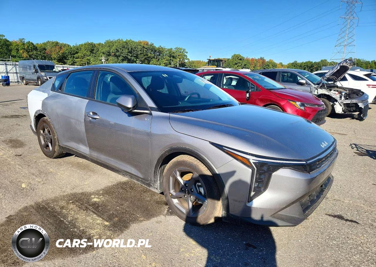 2026 Kia K4 Lxs VIN:3KPFT4DE3TE349910 - 4