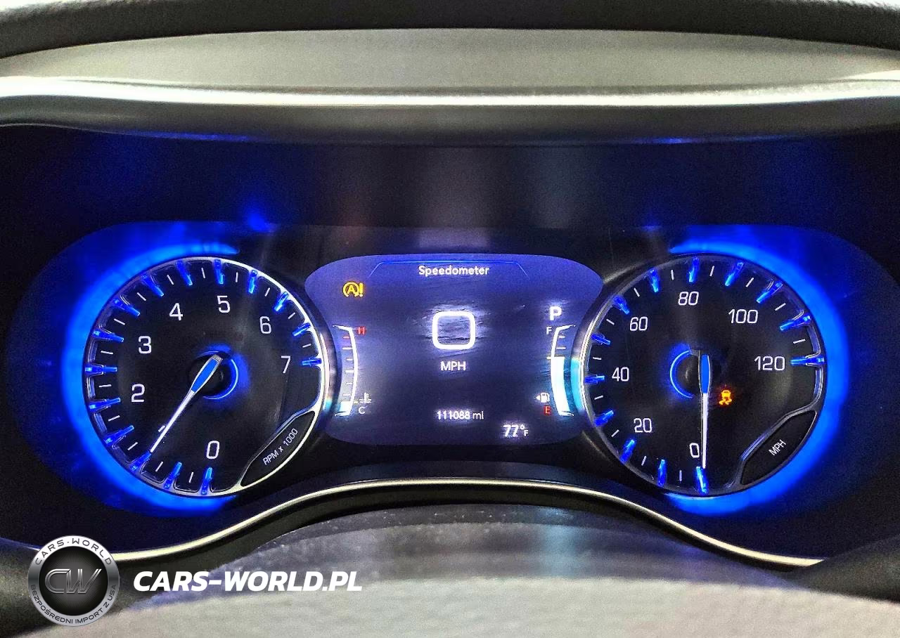 2018 Chrysler Pacifica Touring L Plus VIN:2C4RC1EG4JR364519 - 9