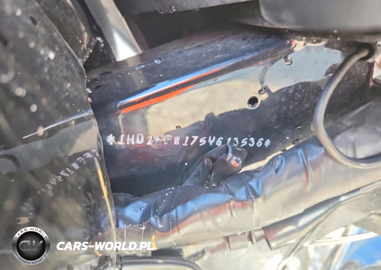2005 Harley-Davidson Flhtci VIN:1HD1FFW175Y613536 - 9