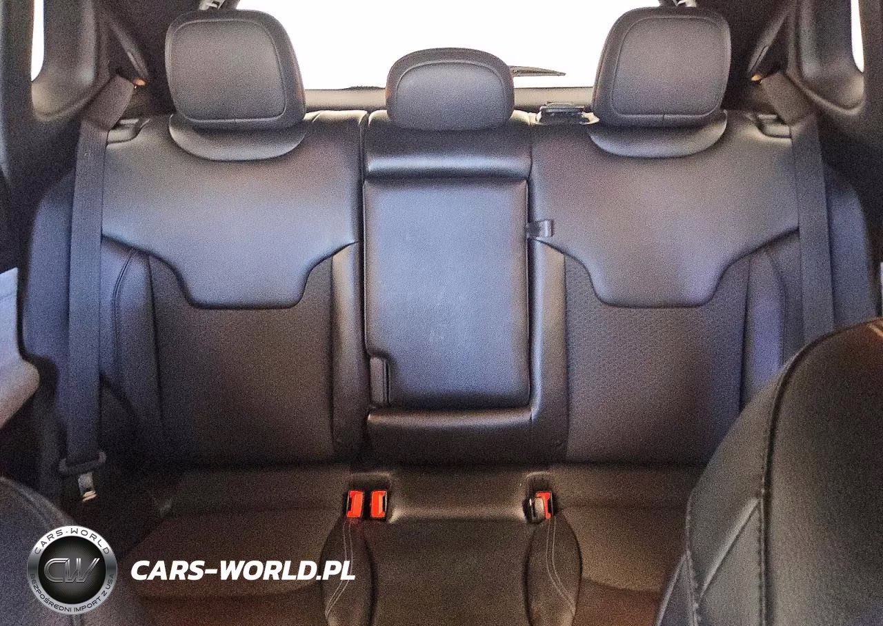 2023 Jeep Compass Latitude VIN:3C4NJDBNXPT522991 - 10