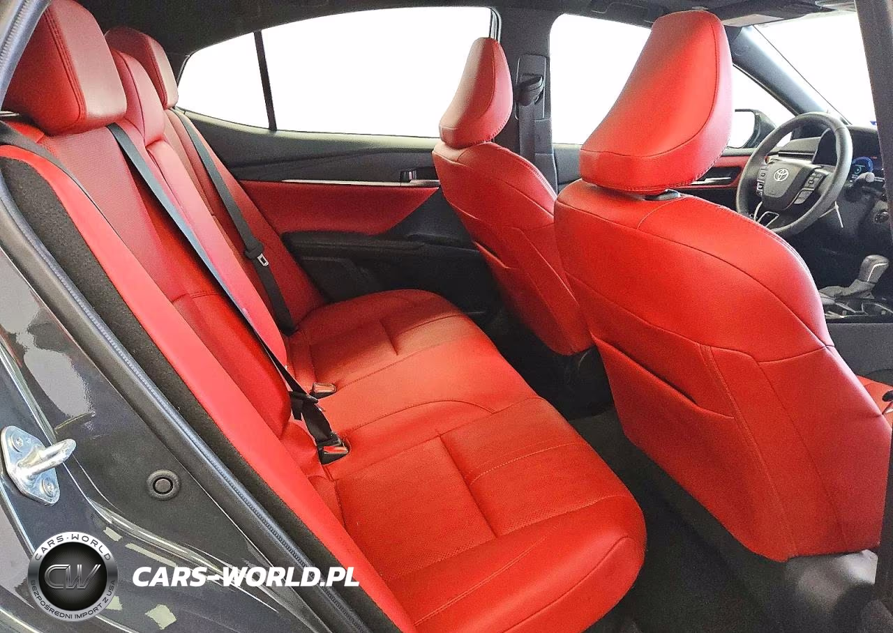2025 Toyota Camry Xse VIN:4T1DBADK4SU536325 - 10