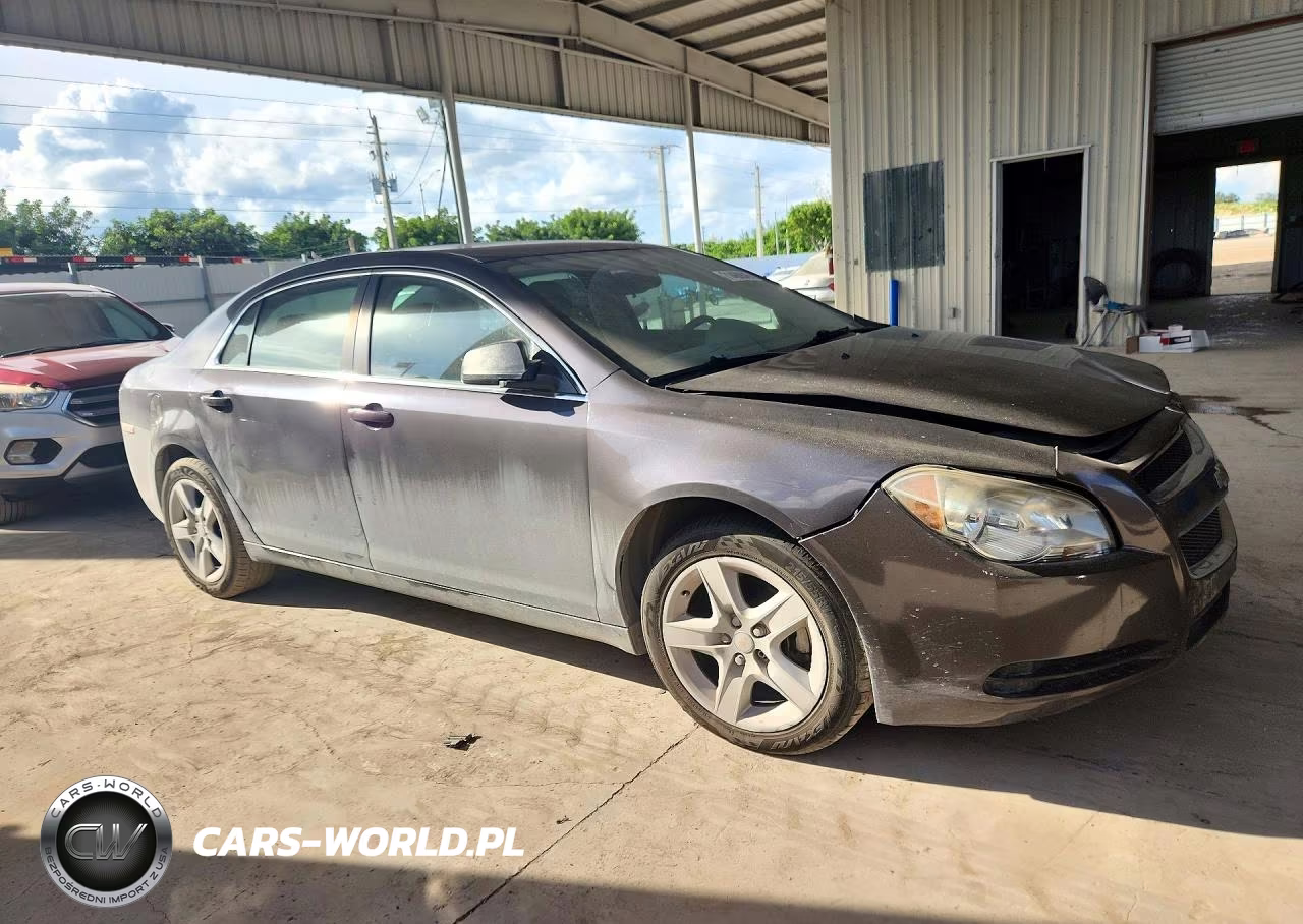 2011 Chevrolet Malibu Ls VIN:1G1ZA5E19BF346138 - 4