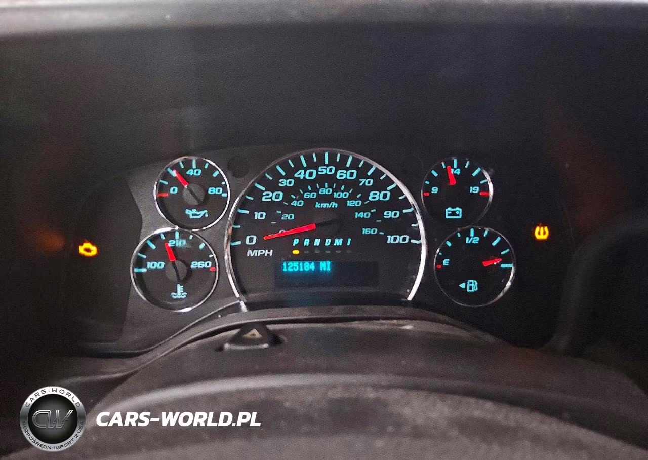 2015 Chevrolet Express G2500 VIN:1GCWGFCF0F1151352 - 9