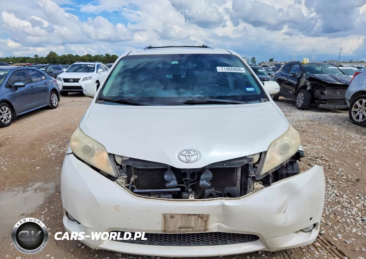 2014 Toyota Sienna Limited 7-Passenger VIN:5TDYK3DC3ES469509 - 5