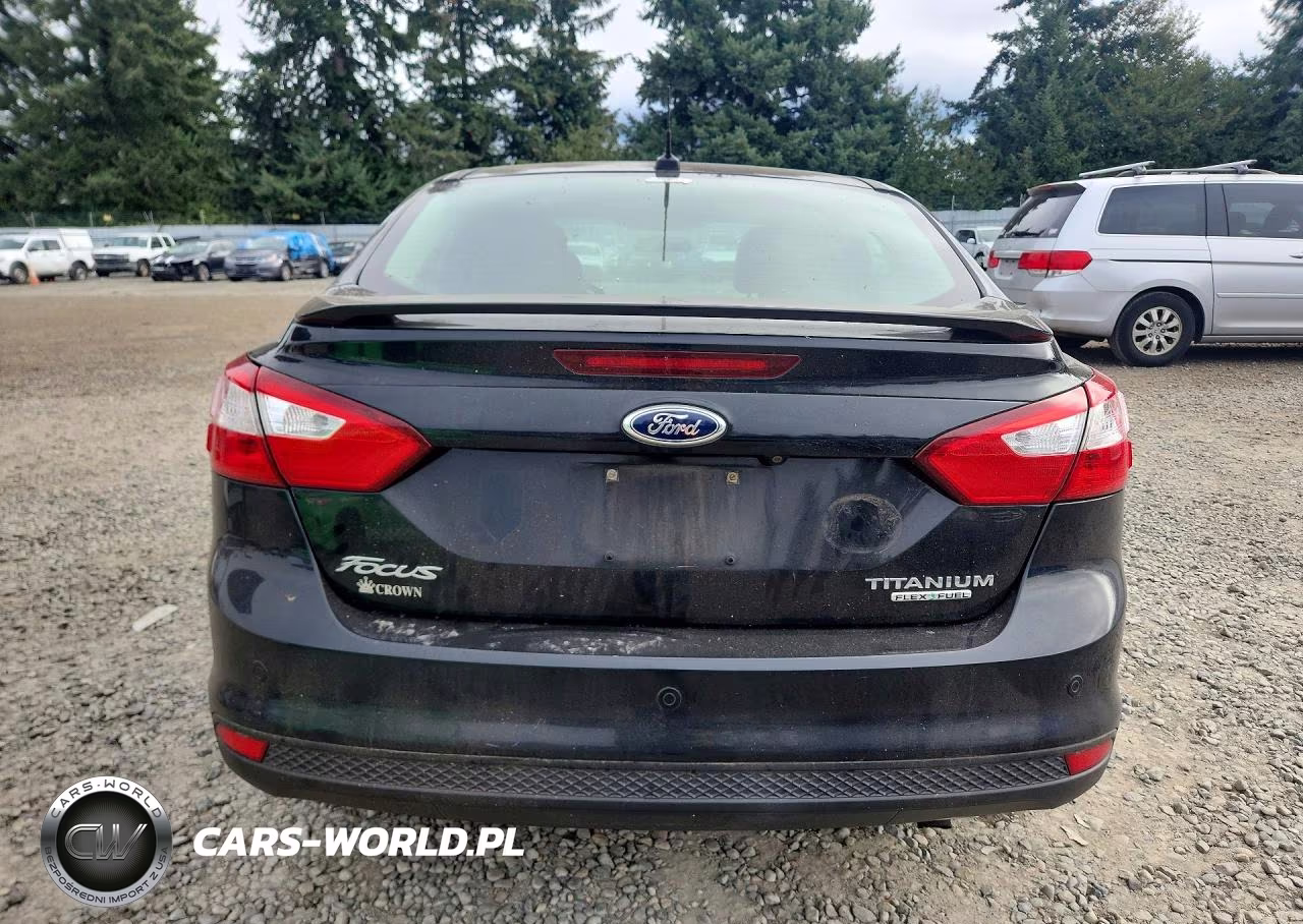 2013 Ford Focus Titanium VIN:1FADP3J23DL249675 - 6