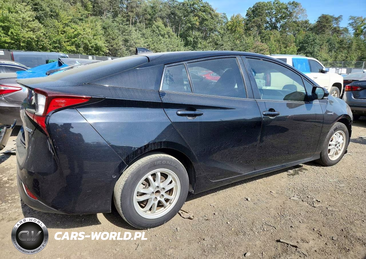 2021 Toyota Prius Le VIN:JTDKAMFU5M3146258 - 3