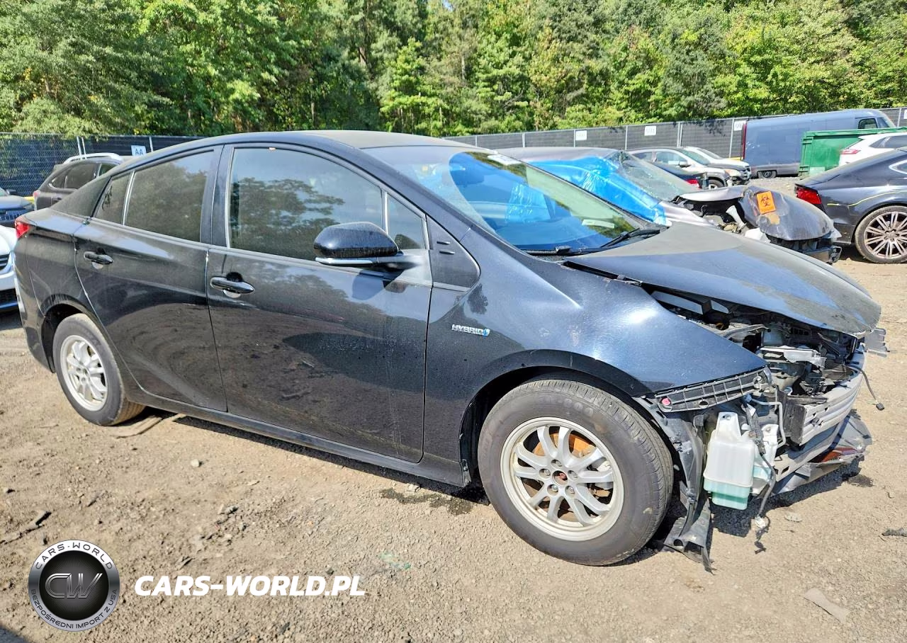 2021 Toyota Prius Le VIN:JTDKAMFU5M3146258 - 4