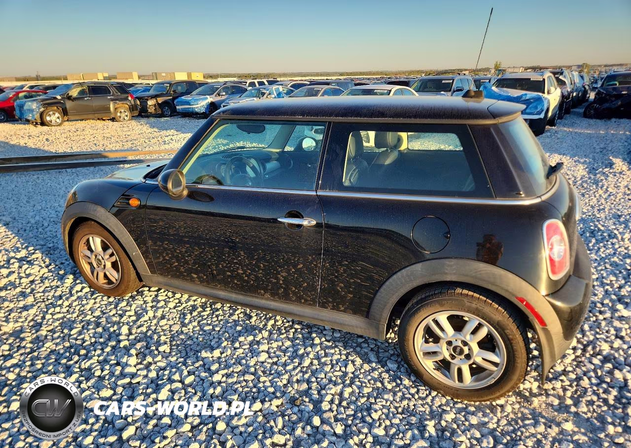 2013 Mini Cooper VIN:WMWSU3C56DT691381 - 2