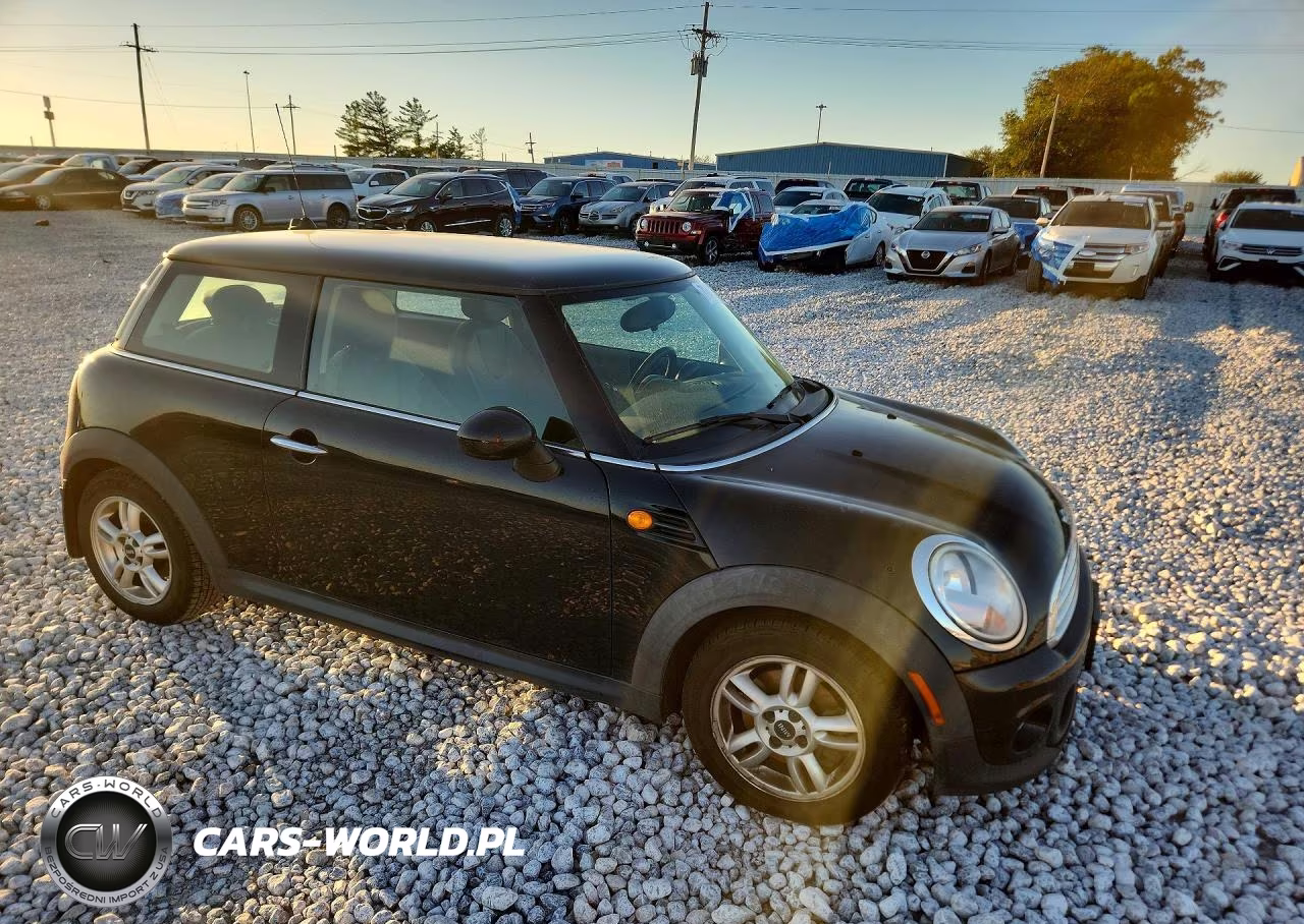 2013 Mini Cooper VIN:WMWSU3C56DT691381 - 4