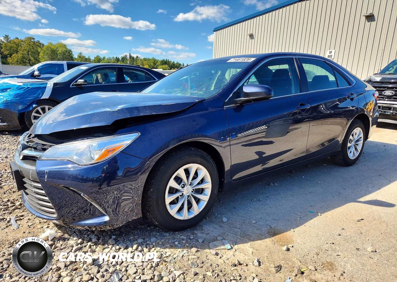 2017 Toyota Camry Le
