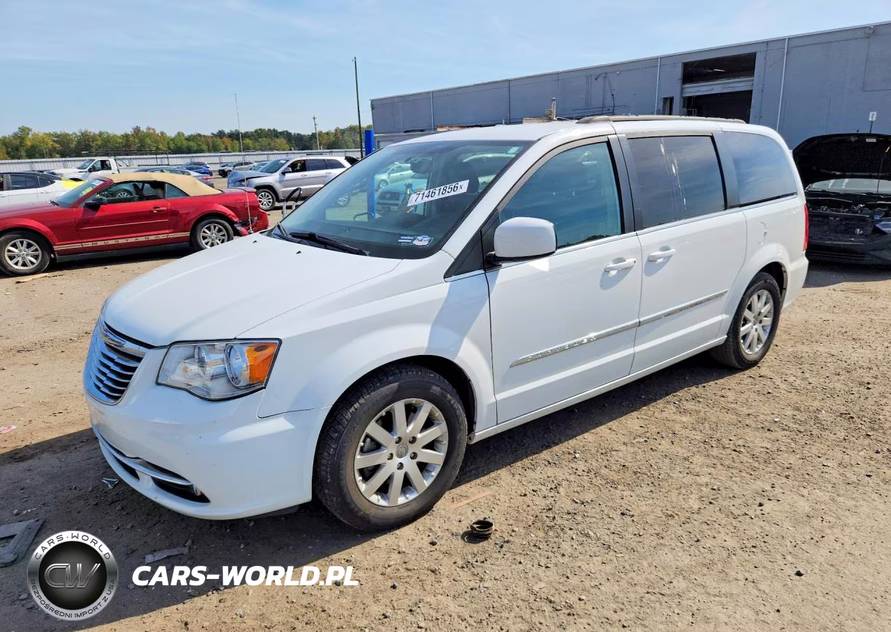 2016 Chrysler Town & Country Touring VIN:2C4RC1BG5GR212777 - 1