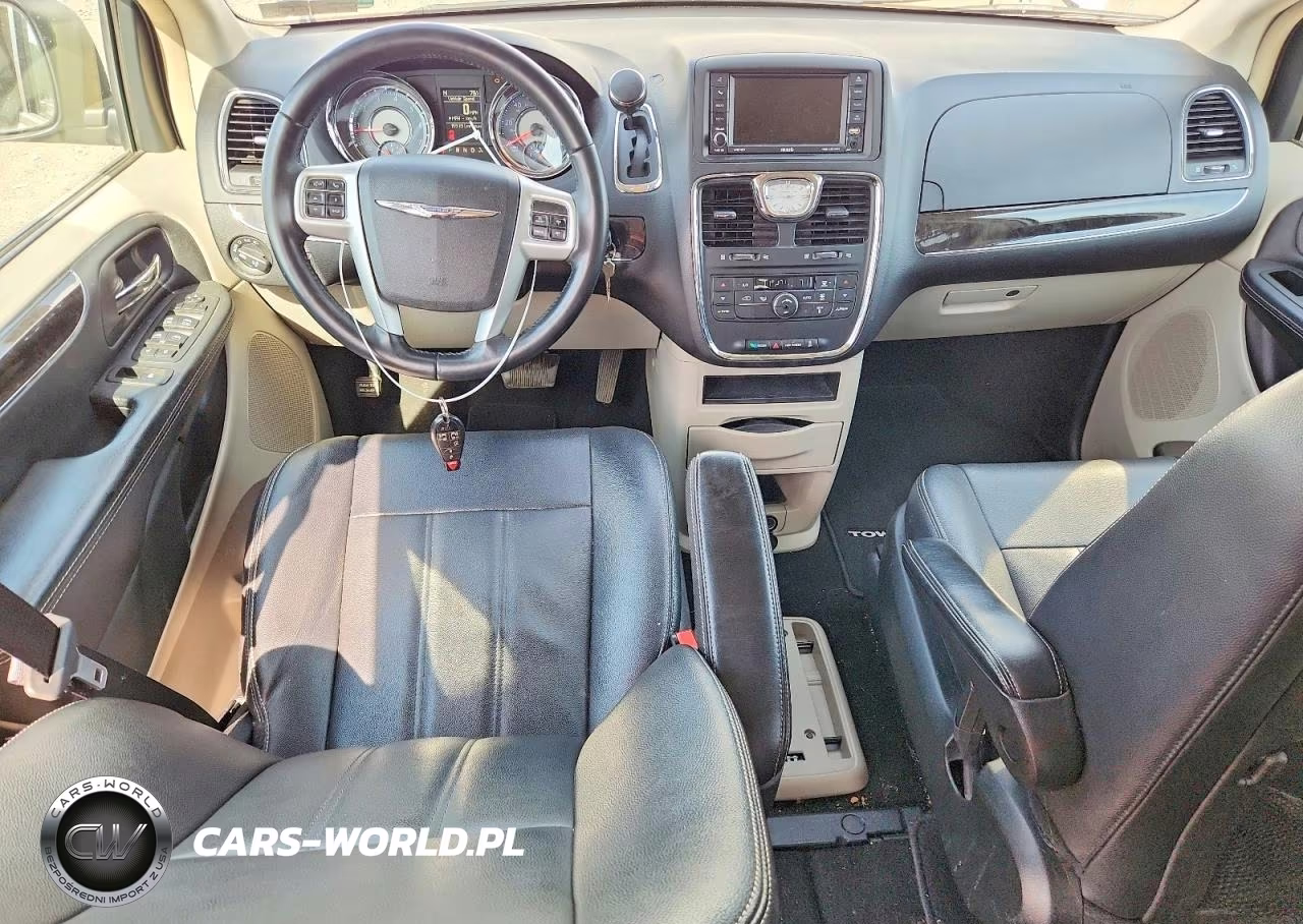 2016 Chrysler Town & Country Touring VIN:2C4RC1BG5GR212777 - 8
