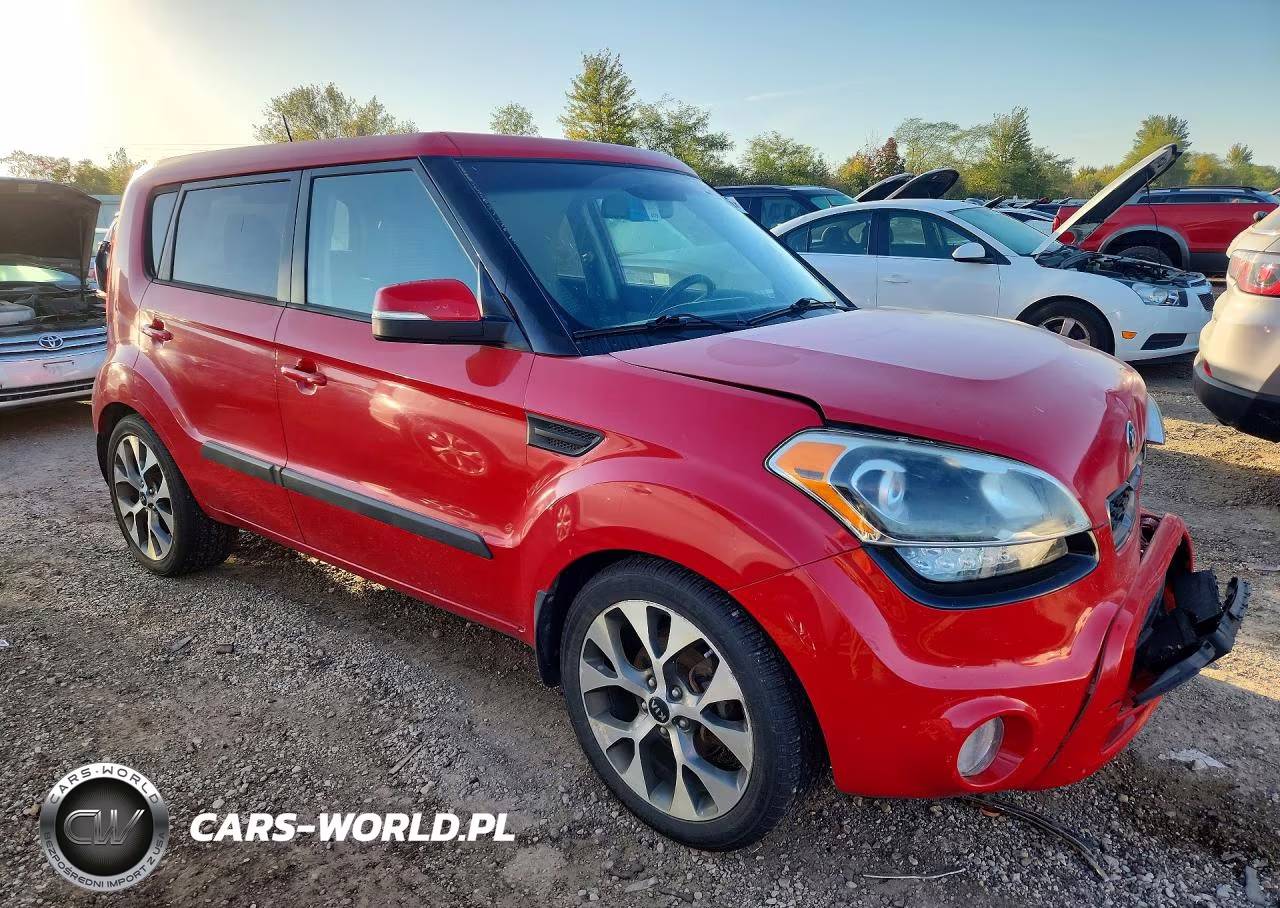 2013 Kia Soul VIN:KNDJT2A6XD7520505 - 4