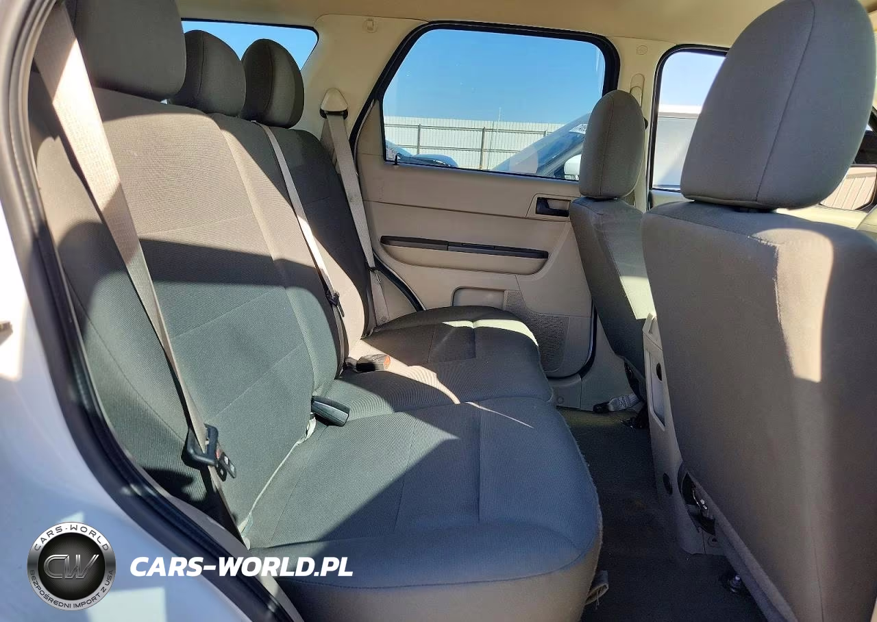 2012 Ford Escape Xls VIN:1FMCU0C7XCKB93580 - 11