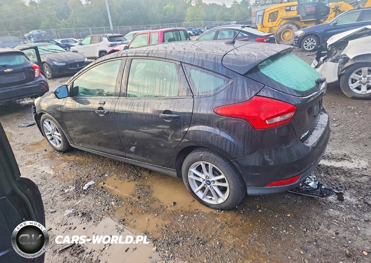2015 Ford Focus Se VIN:1FADP3K2XFL381043 - 2
