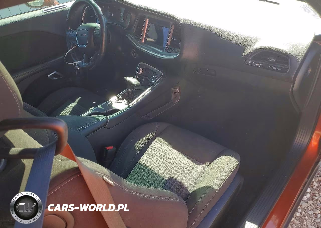 2022 Dodge Challenger Sxt VIN:2C3CDZAG9NH242598 - 8