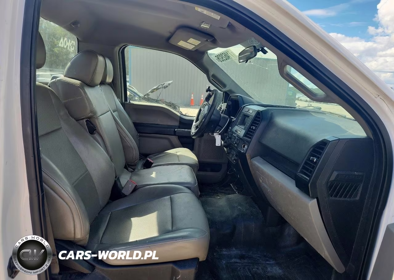 2017 Ford F150 VIN:1FTMF1CFXHKC51730 - 10
