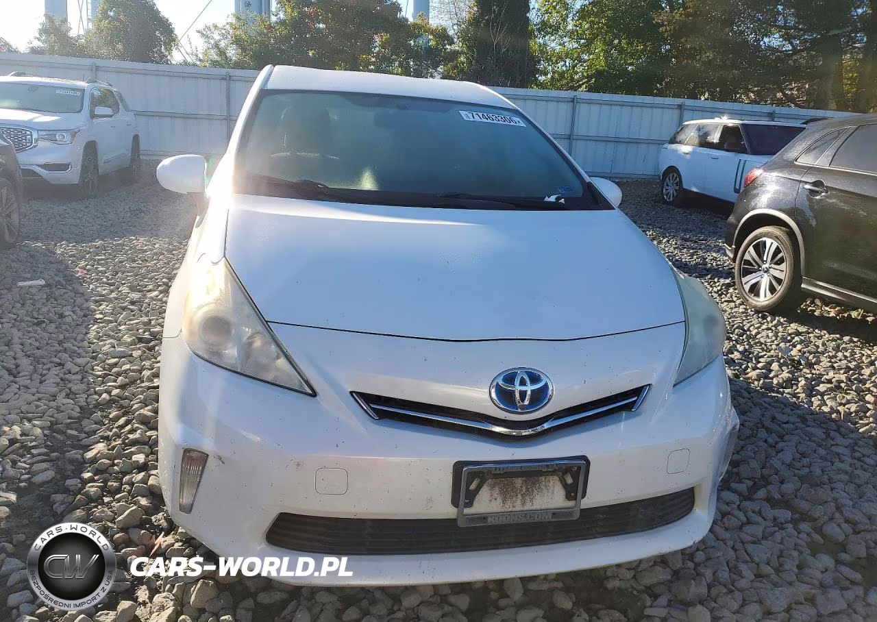 2012 Toyota Prius V Three VIN:JTDZN3EU0C3077623 - 5