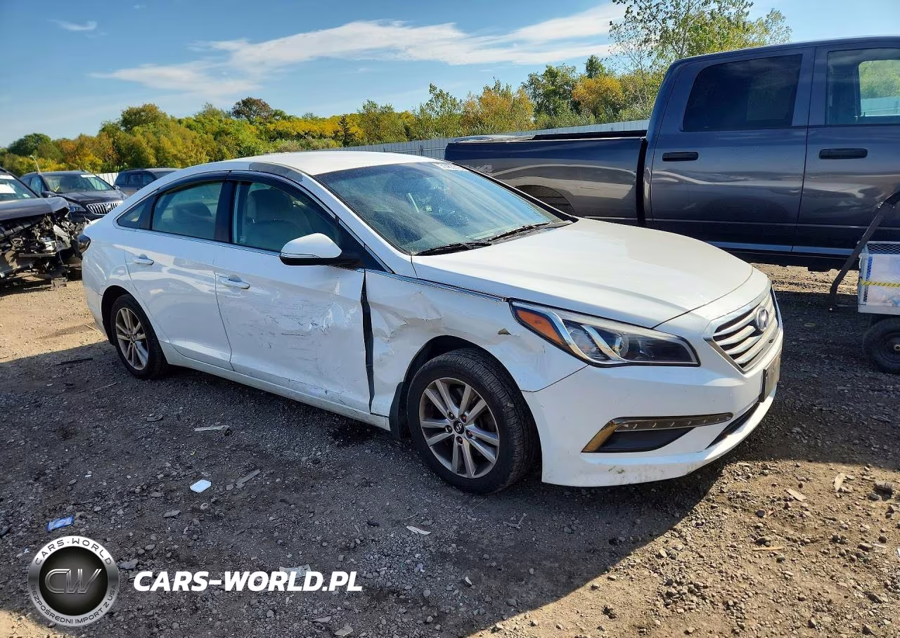 2016 Hyundai Sonata Eco VIN:5NPE24AA2GH419785 - 4