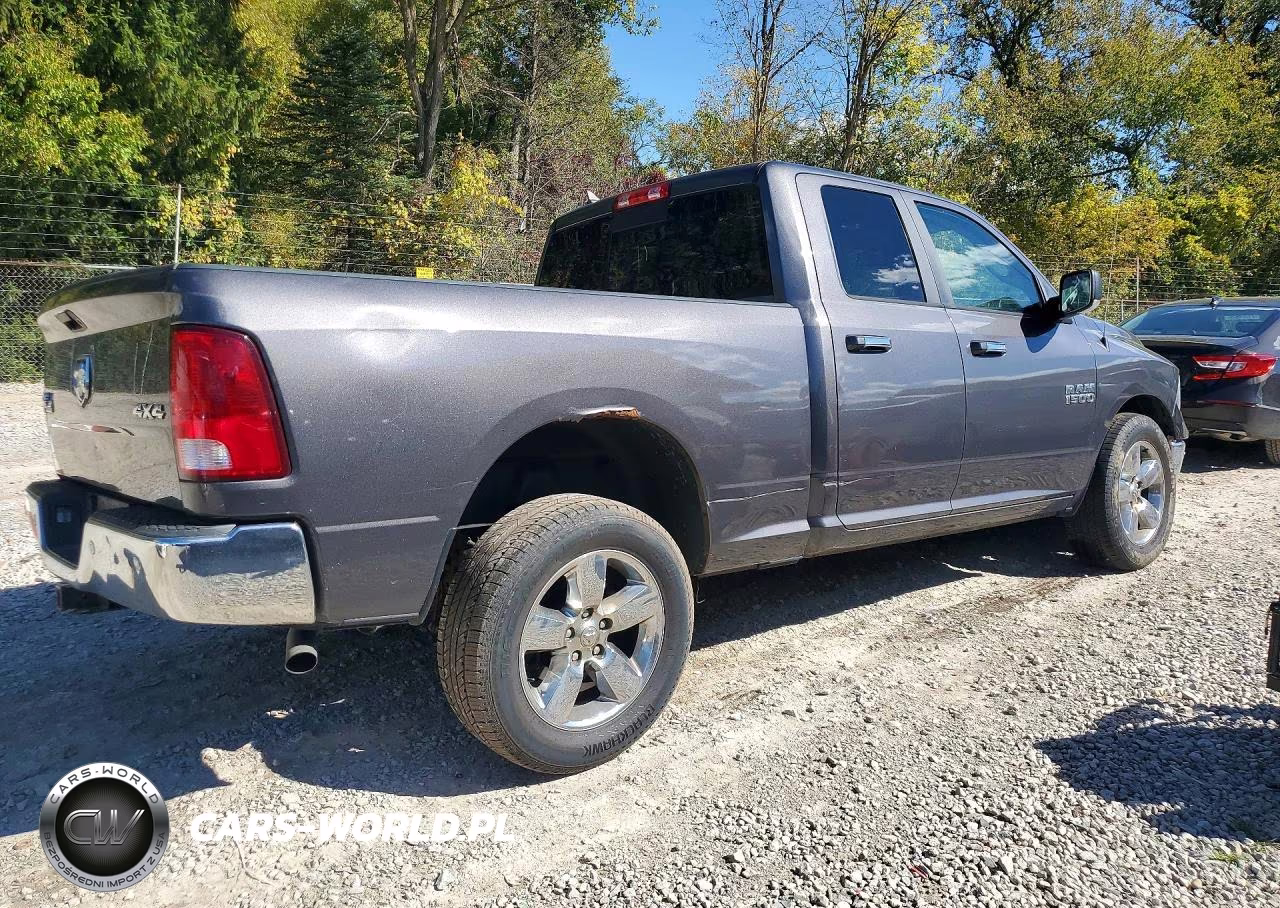 2018 Ram 1500 Slt VIN:1C6RR7GG0JS218641 - 3