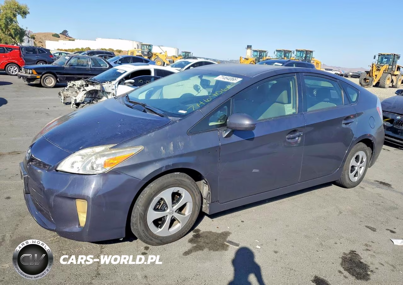2014 Toyota Prius Two