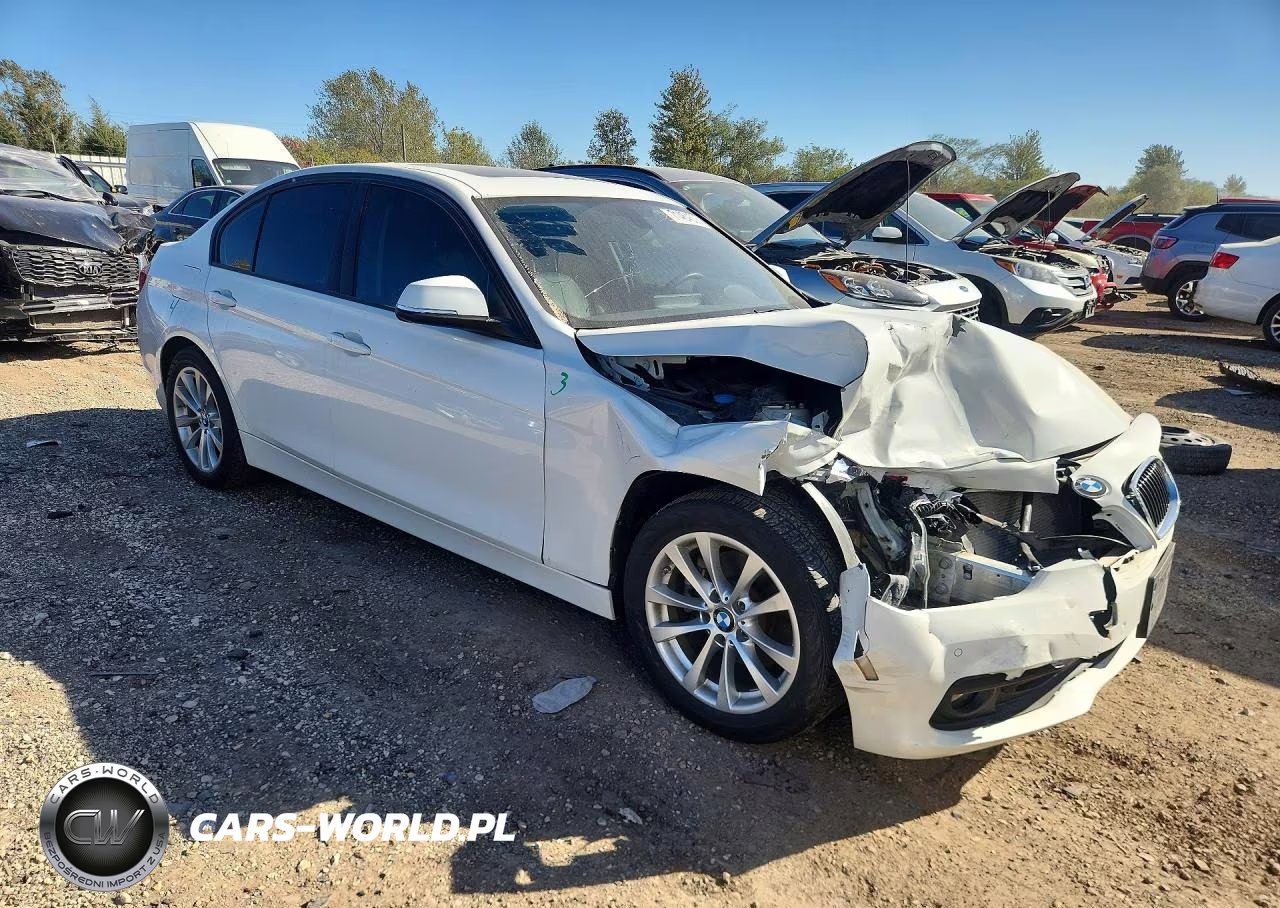 2017 BMW 320 Xi VIN:WBA8E5G53HNU41801 - 4