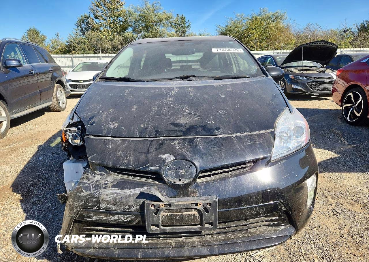 2013 Toyota Prius One VIN:JTDKN3DU3D5584833 - 5