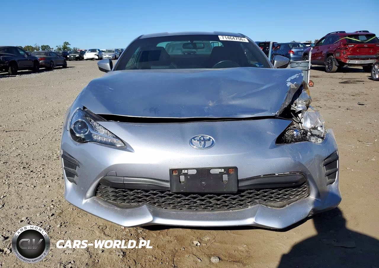 2017 Toyota 86 Base VIN:JF1ZNAA11H8710680 - 5