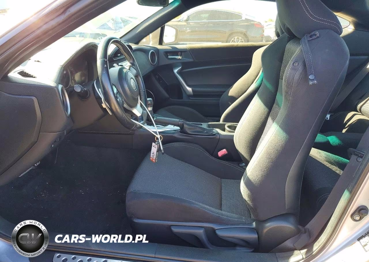 2017 Toyota 86 Base VIN:JF1ZNAA11H8710680 - 7