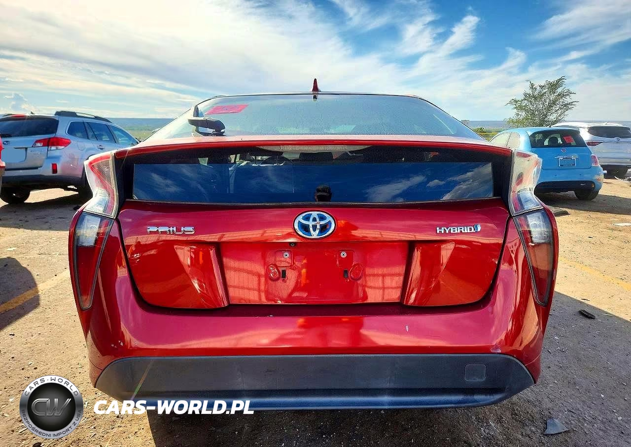 2017 Toyota Prius Three VIN:JTDKARFU4H3532771 - 6