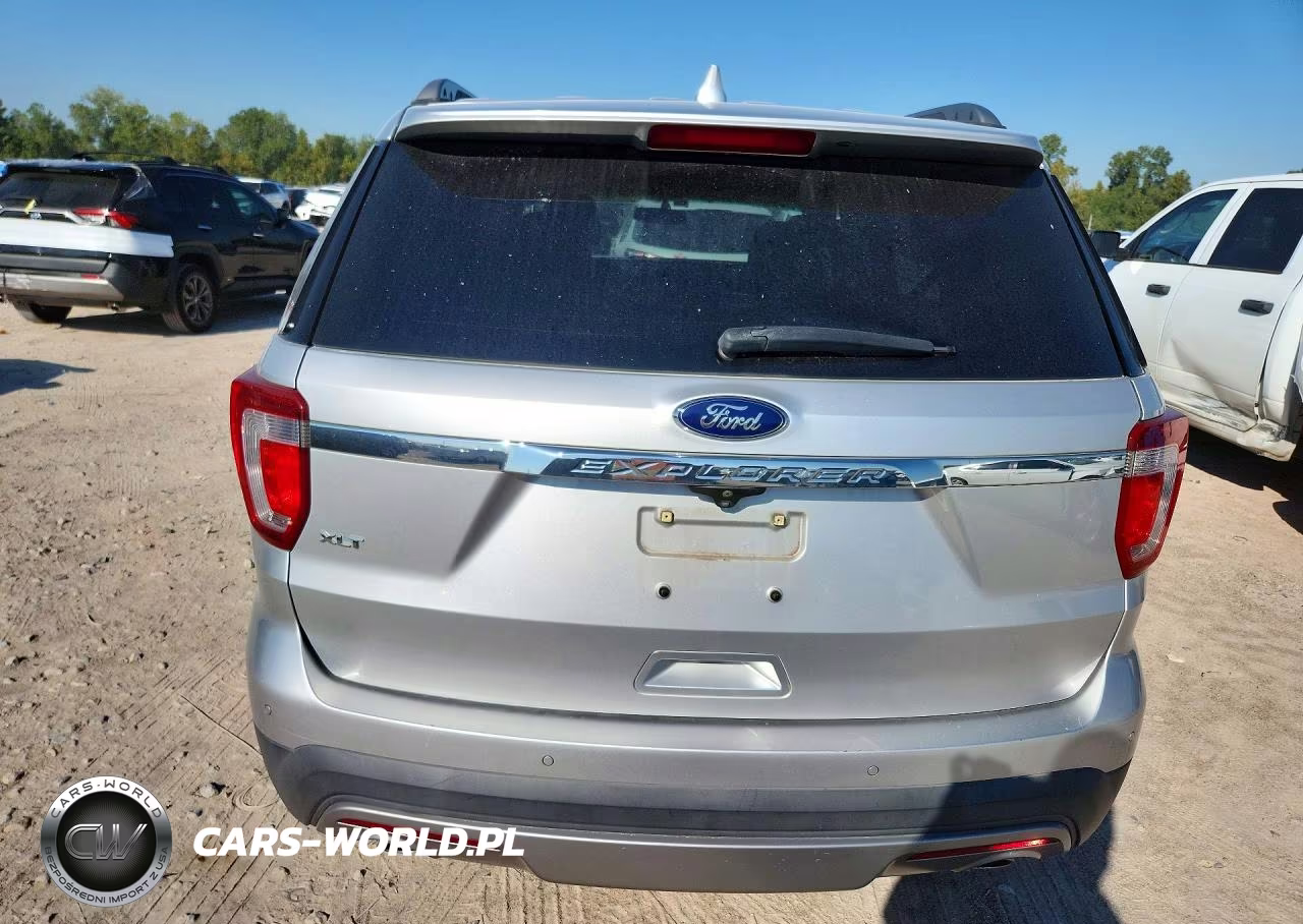 2017 Ford Explorer Xlt VIN:1FM5K7D80HGB14149 - 6