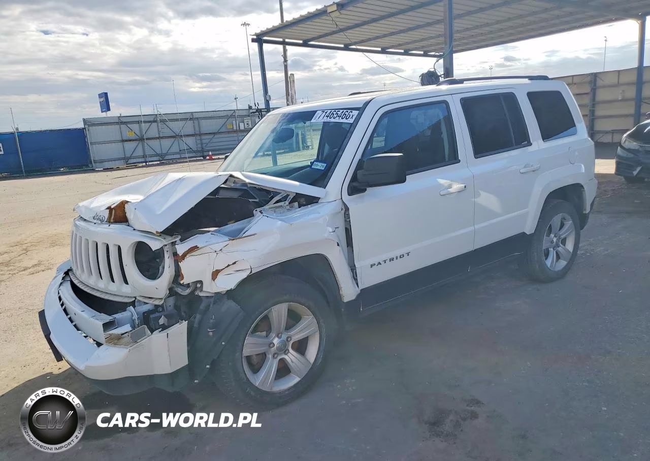 2014 Jeep Patriot Latitude VIN:1C4NJPFA8ED618307 - 1
