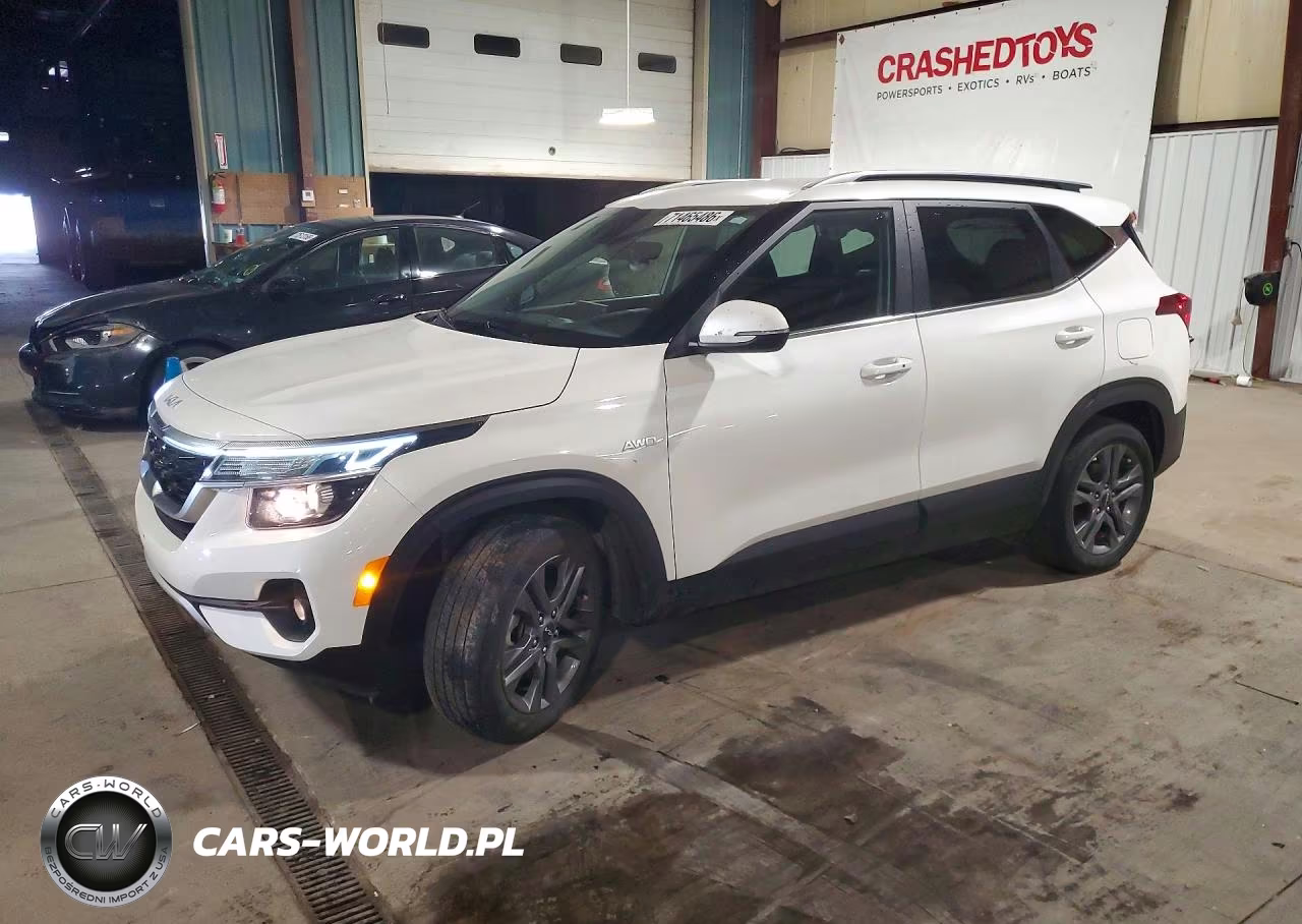 2023 Kia Seltos S VIN:KNDEUCAA6P7458579 - 1