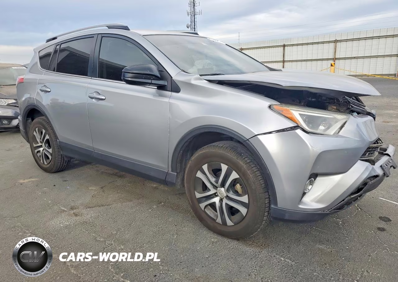 2018 Toyota Rav4 Le VIN:JTMZFREV7JJ175517 - 4