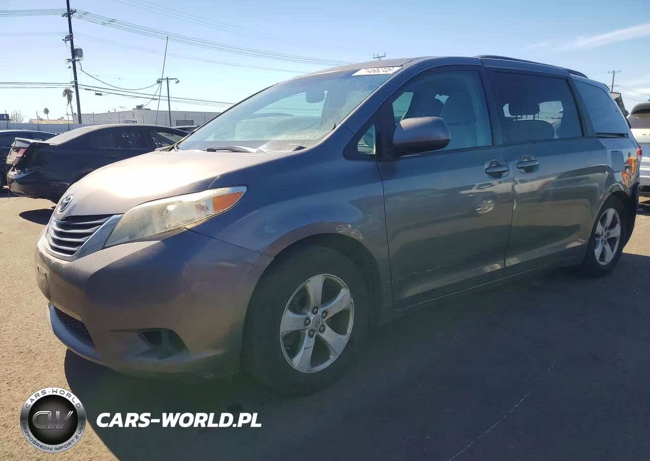 2011 Toyota Sienna Le VIN:5TDKK3DC1BS046431 - 1