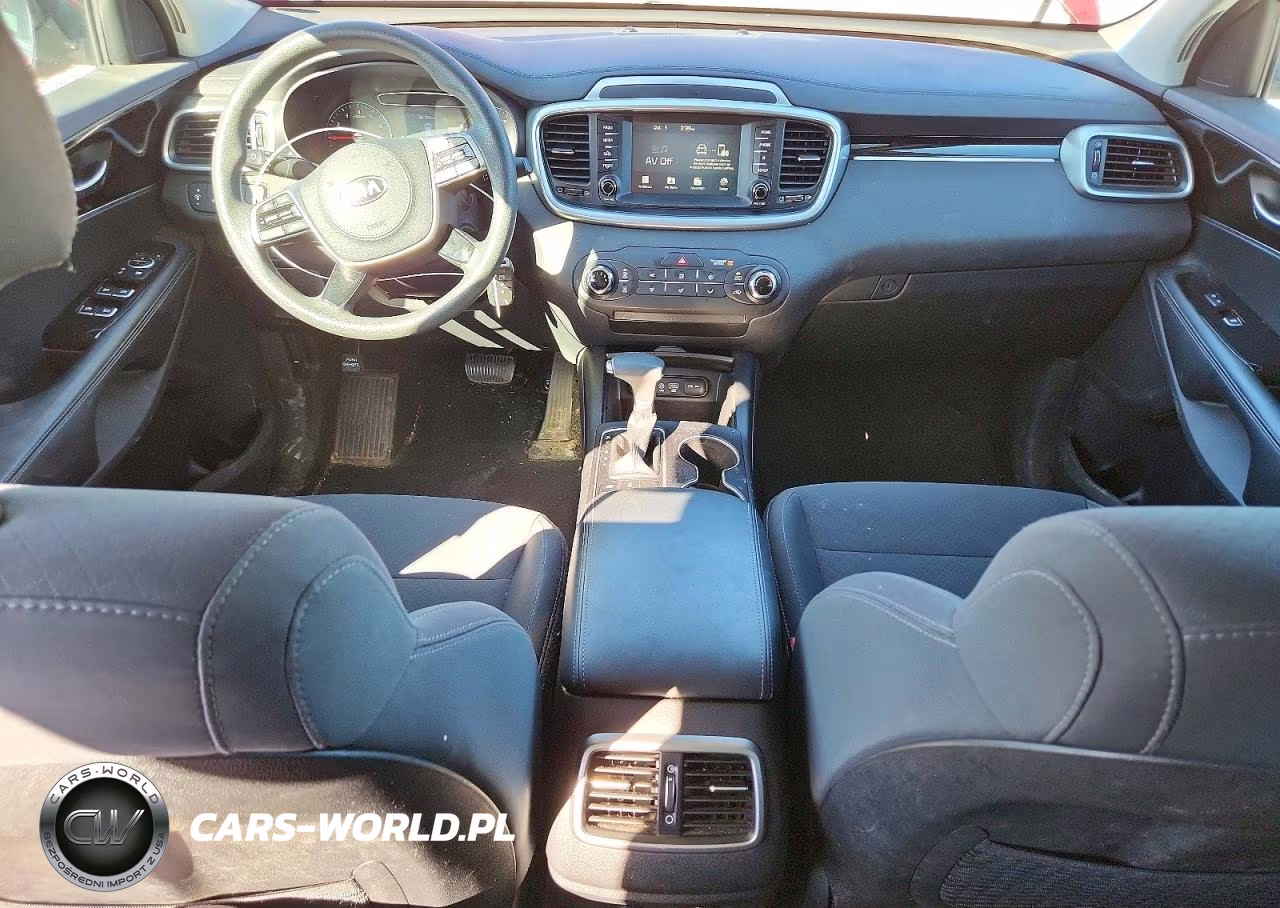 2019 Kia Sorento Lx VIN:5XYPGDA31KG557166 - 8