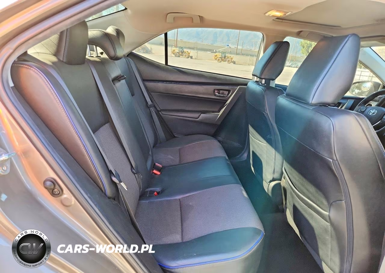 2018 Toyota Corolla Se VIN:5YFBURHE8JP807262 - 10