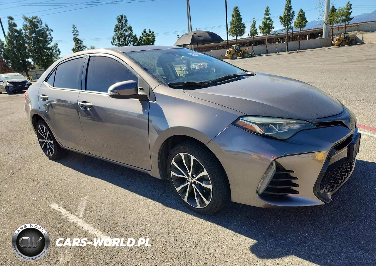 2018 Toyota Corolla Se VIN:5YFBURHE8JP807262 - 4