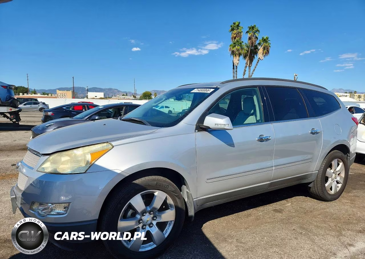 2011 Chevrolet Traverse Ltz – zdjęcie 1 z 13